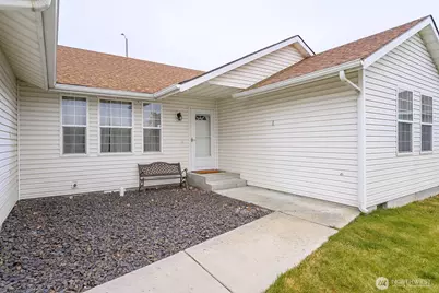 1335 Yost Circle NE, Moses Lake, WA 98837 - Photo 4