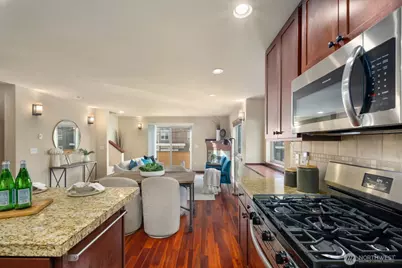 14312 Stone Ave Avenue N #B, Seattle, WA 98133 - Photo 6