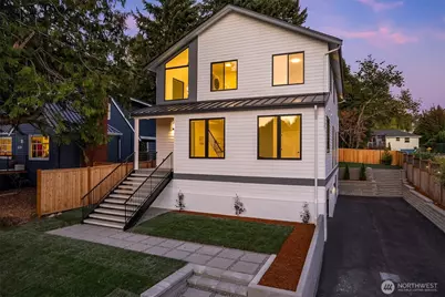 6214 40th Avenue NE, Seattle, WA 98115 - Photo 2