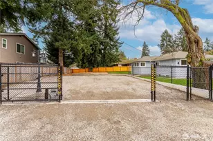 454 SW 142nd St, Burien, WA 98166 - Photo 32