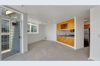 300 110th Avenue NE #605, Bellevue, WA 98004 - Photo 10