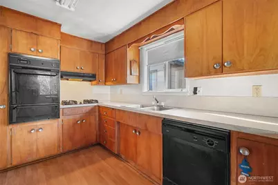 218 14th Street SE, Auburn, WA 98002 - Photo 8