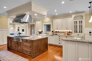 4905 NE Park Pl, Seattle, WA 98115 - Photo 12