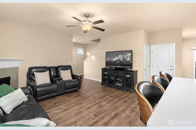 985 Riley Drive E, Enumclaw, WA 98022 - Photo 8