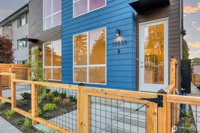 10533 B Stone Avenue N, Seattle, WA 98133 - Photo 8