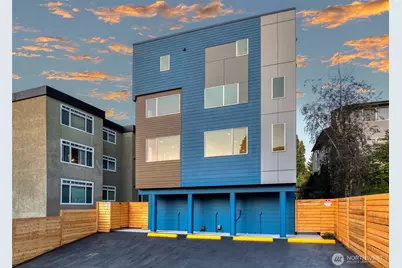 10533 B Stone Avenue N, Seattle, WA 98133 - Photo 12