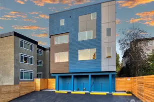 10533 B Stone Ave N, Seattle, WA 98133 - Photo 12