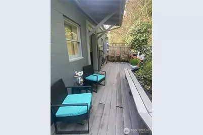 922 Washington Street, Port Townsend, WA 98368 - Photo 12