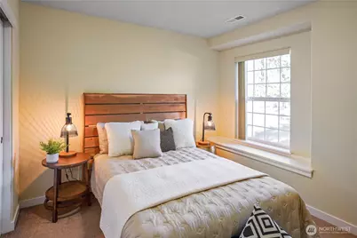 1615 Redmond Ct NE, Renton, WA 98055 - Photo 16