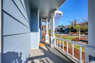 16761 Woodside Drive SE, Renton, WA 98058 - Photo 4