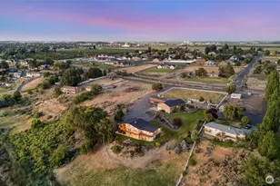 576 NE Easy St, Moses Lake, WA 98837 - Photo 6