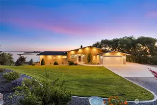 576 NE Easy St, Moses Lake, WA 98837 - Photo 2