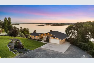 576 NE Easy Street, Moses Lake, WA 98837 - Photo 1