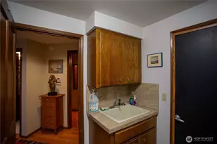 2715 39th St, Gig Harbor, WA 98335 - Photo 30