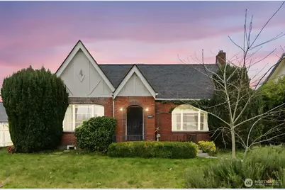 407 Centralia College Boulevard, Centralia, WA 98531 - Photo 1