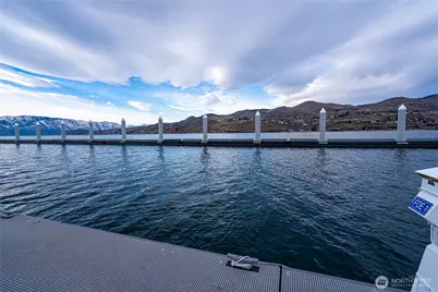 1350 W Woodin Avenue #FDE1, Chelan, WA 98816 - Photo 2