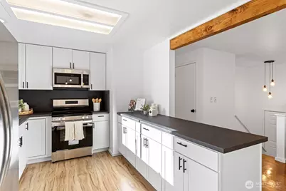 6304 165th Place SW, Lynnwood, WA 98037 - Photo 10