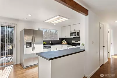 6304 165th Place SW, Lynnwood, WA 98037 - Photo 8