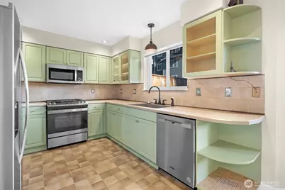 217 112th Street SW #B102, Everett, WA 98204 - Photo 6