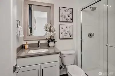 15033 SE 44th Street, Bellevue, WA 98006 - Photo 16