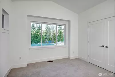 15033 SE 44th Street, Bellevue, WA 98006 - Photo 26