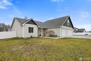 1512 S Madison St, Moses Lake, WA 98837 - Photo 2