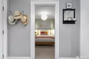 1136 13th Ave Ave, Seattle, WA 98122 - Photo 16