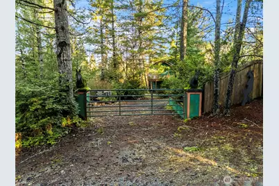 1121 E Timber Tides Drive, Union, WA 98592 - Photo 2