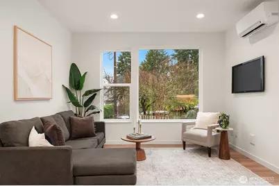 217 NE 75th Street, Seattle, WA 98115 - Photo 8