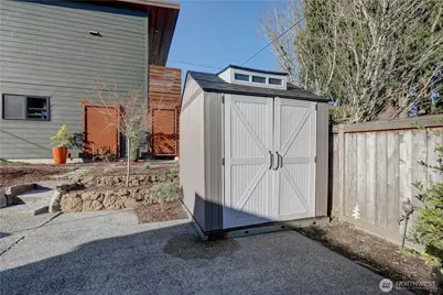 7943 31st Avenue SW, Seattle, WA 98126 - Photo 16