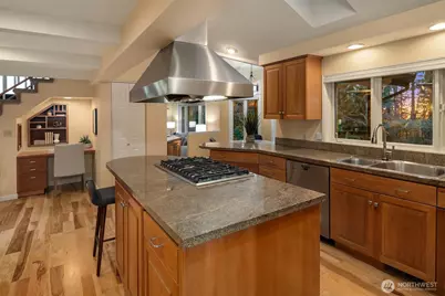 10101 181st Avenue SE, Issaquah, WA 98027 - Photo 16