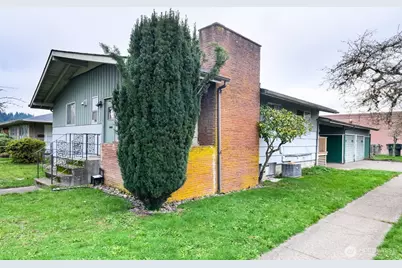 1704 10th Avenue, Longview, WA 98632 - Photo 4