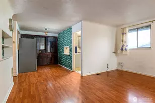 1704 10th Ave, Longview, WA 98632 - Photo 8