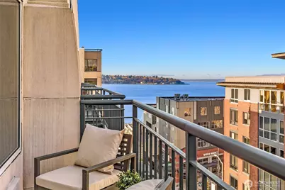 2030 Western Avenue #701, Seattle, WA 98121 - Photo 4