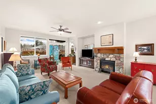 4952 Cypress Dr NE, Lacey, WA 98516 - Photo 2