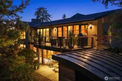 1561 Magnolia Boulevard W, Seattle, WA 98199 - Photo 38