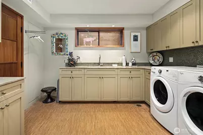 1561 Magnolia Boulevard W, Seattle, WA 98199 - Photo 28