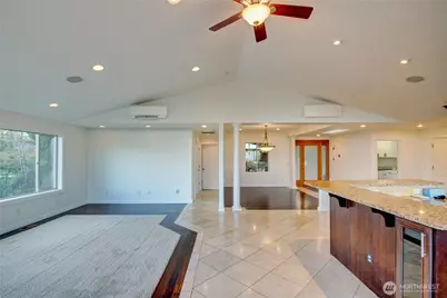 23090 Buchanan Street, Mount Vernon, WA 98273 - Photo 10