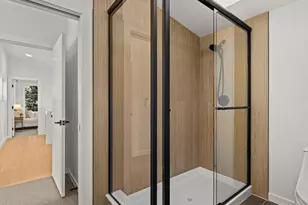 12834 Ashworth Ave N, Seattle, WA 98133 - Photo 24