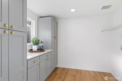 8505 Bridgeport Way SW, Lakewood, WA 98499 - Photo 18