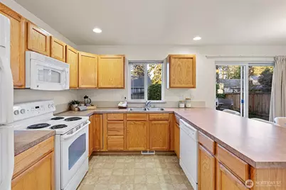 6931 6933 Sacramento Street SW, Lakewood, WA 98499 - Photo 12