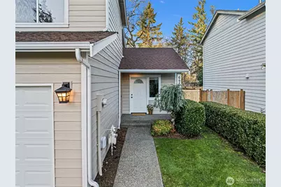 6931 6933 Sacramento Street SW, Lakewood, WA 98499 - Photo 2