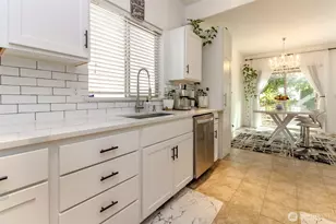 18731 116th Ave E, Puyallup, WA 98374 - Photo 10