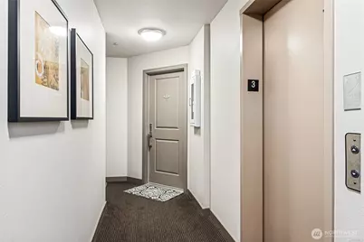 321 E Thomas Street #303, Seattle, WA 98102 - Photo 16