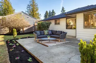 8611 Holly Ln, Edmonds, WA 98026 - Photo 26