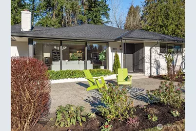 8611 Holly Lane, Edmonds, WA 98026 - Photo 4