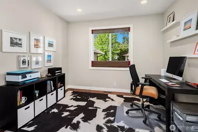 25417 NE 3rd Place, Sammamish, WA 98074 - Photo 8