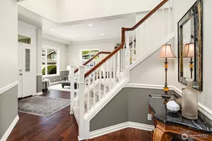 25417 NE 3rd Pl, Sammamish, WA 98074 - Photo 4