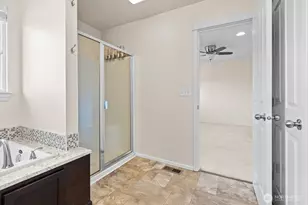 18704 109 Ln SE, Renton, WA 98055 - Photo 22