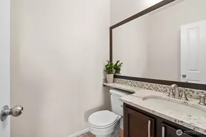 18704 109th Lane SE, Renton, WA 98055 - Photo 14